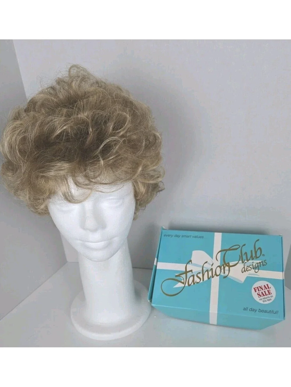 The Wig Company Fashion Club Designs Style Focus Color 365 MPetite Wig
